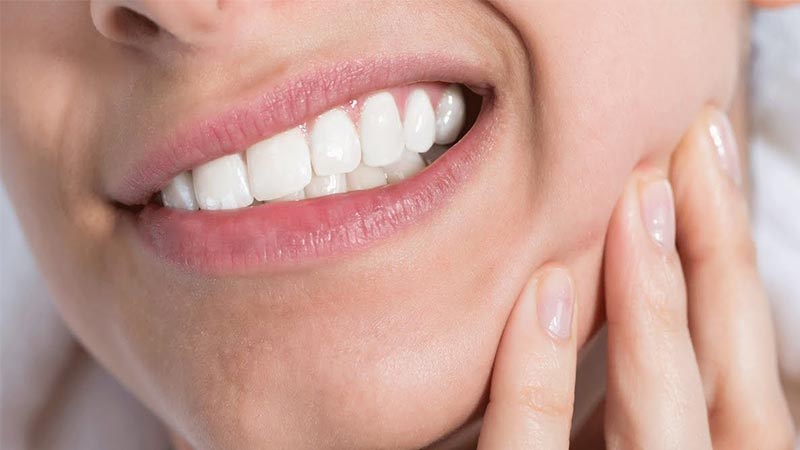 معایب لمینت دندان - عوارض لمینت دندان