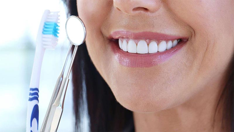 طرز استفاده از بلیچینگ دندان در خانه - بلیچینگ در خانه