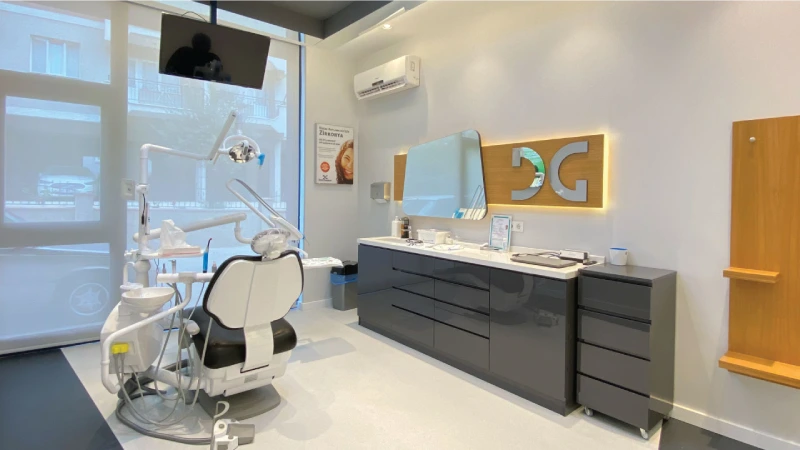 کلینیک دندانپزشکی مدرن